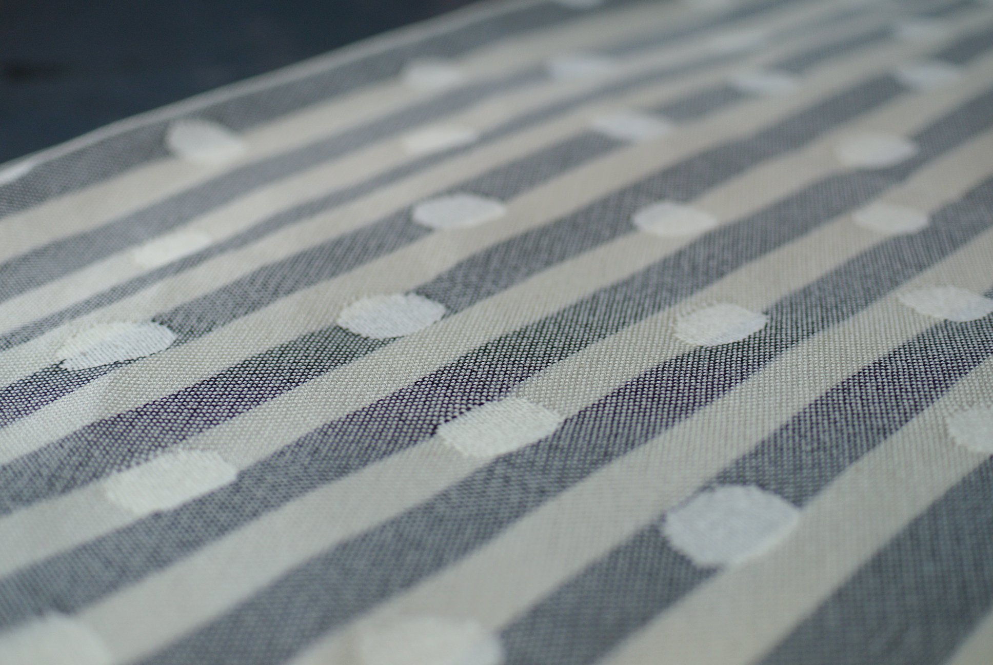 Cotton Colors slings Spotty Mayolik Wrap (silk) Image