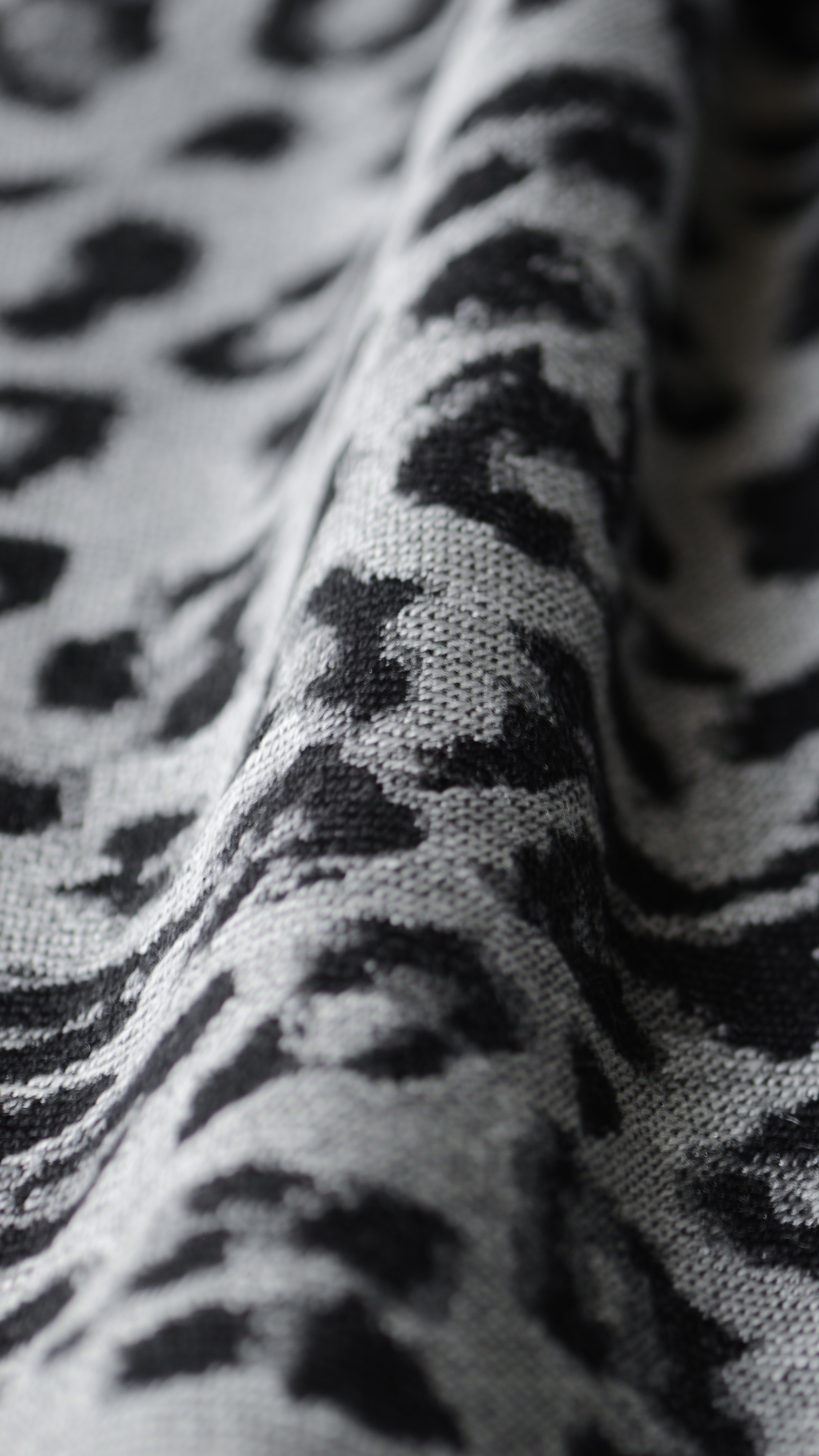 Artipoppe DUSKY LEOPARD Wrap (merino, silk) Image