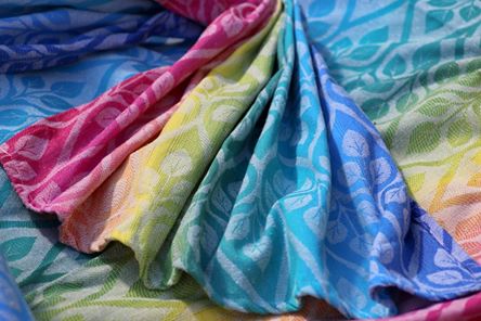 Yaro Slings La Vita Rainbow Wrap (bourette silk) Image