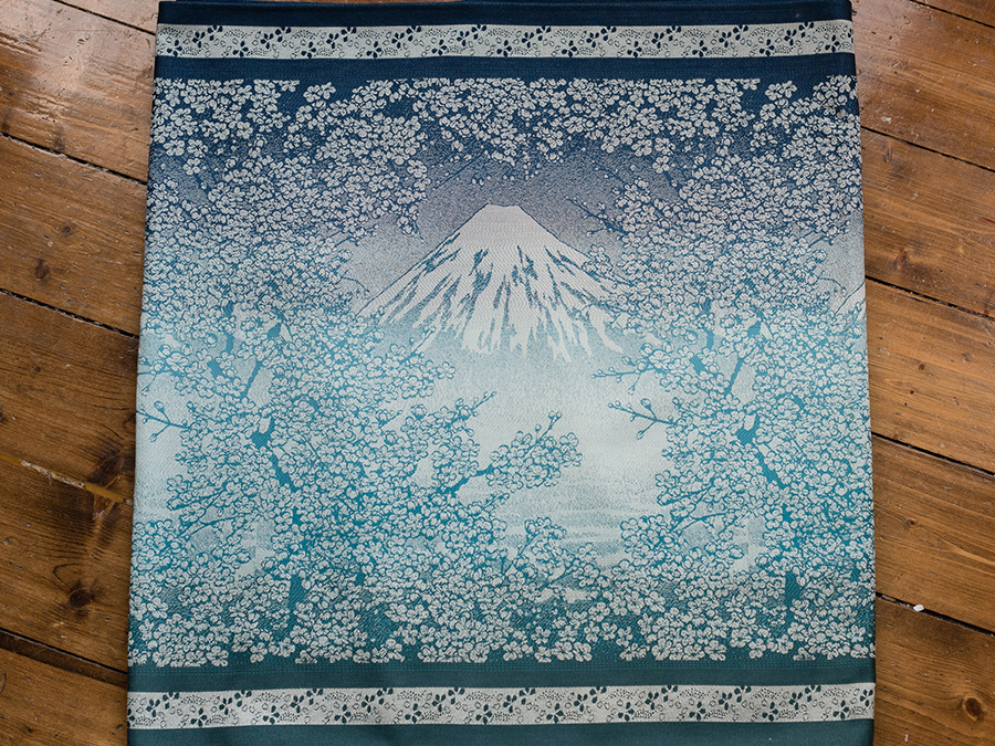 Oscha Sakurasan Frost Wrap (wool, tussah, cashmere) Image