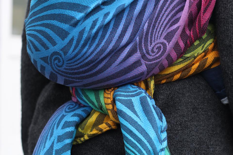 Yaro Slings Dandy Spectrum Grad Navy Wool Wrap (merino) Image