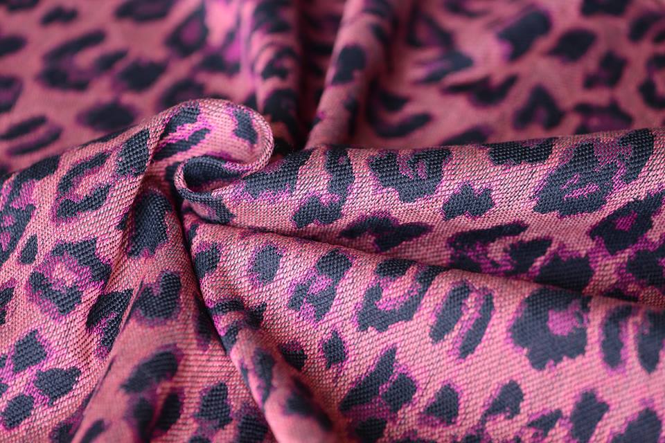Tragetuch Artipoppe The Pink Leopard (merino) Image