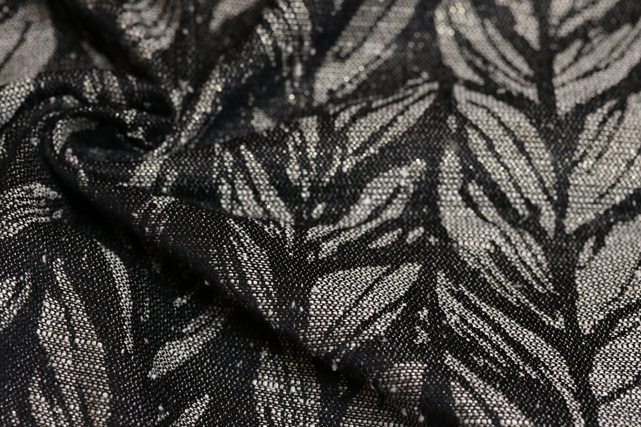 Neisna Flingor Silvester Wrap (schappe silk, lurex) Image