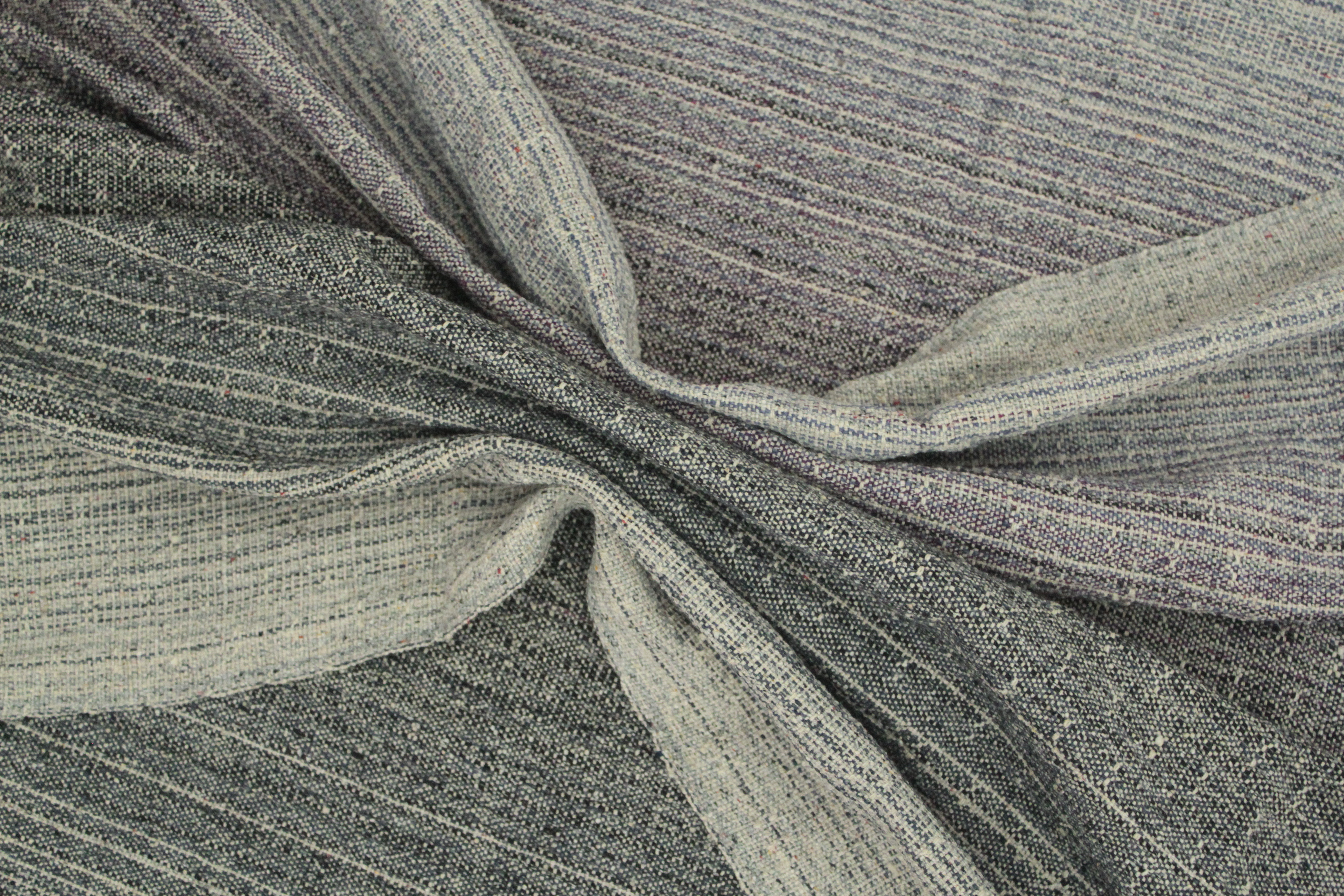 Ethnic Seasons Nets Shadow Forest Wrap (tsumugi silk, merino, bourette silk, silk, linen) Image