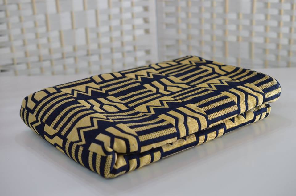 Joy and Joe Crystalline gold kente Wrap (linen, tencel) Image