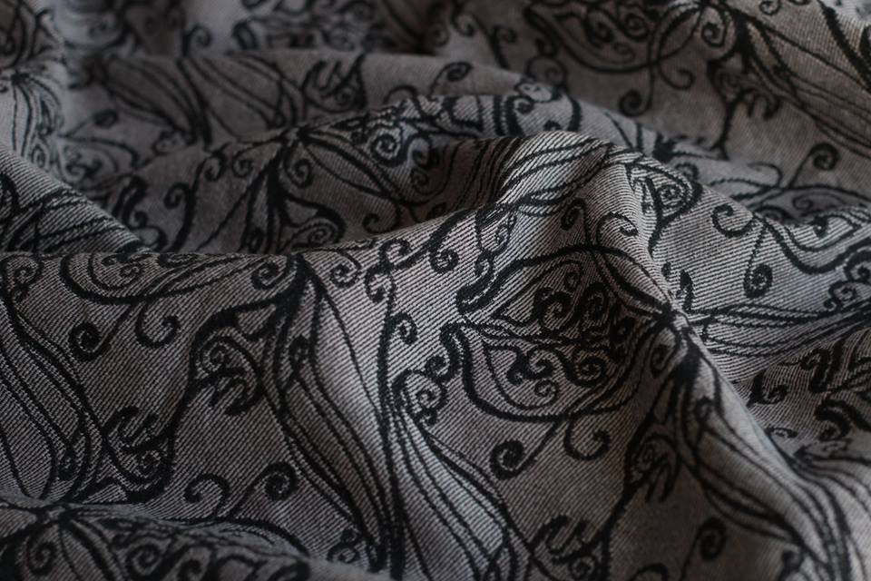 Yaro Slings Elvish Black Light-Rose Wool Wrap (wool) Image