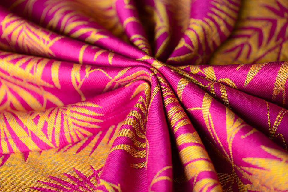 Artipoppe Hawaii Carnival Wrap (merino, japanese silk) Image