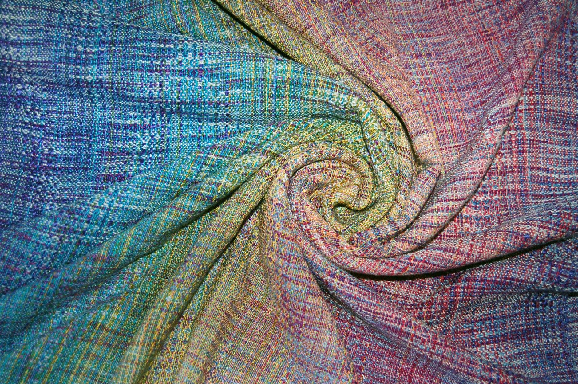 Rainbow cloud crackle weave Runa Wrap (mulberry silk, bamboo) Image