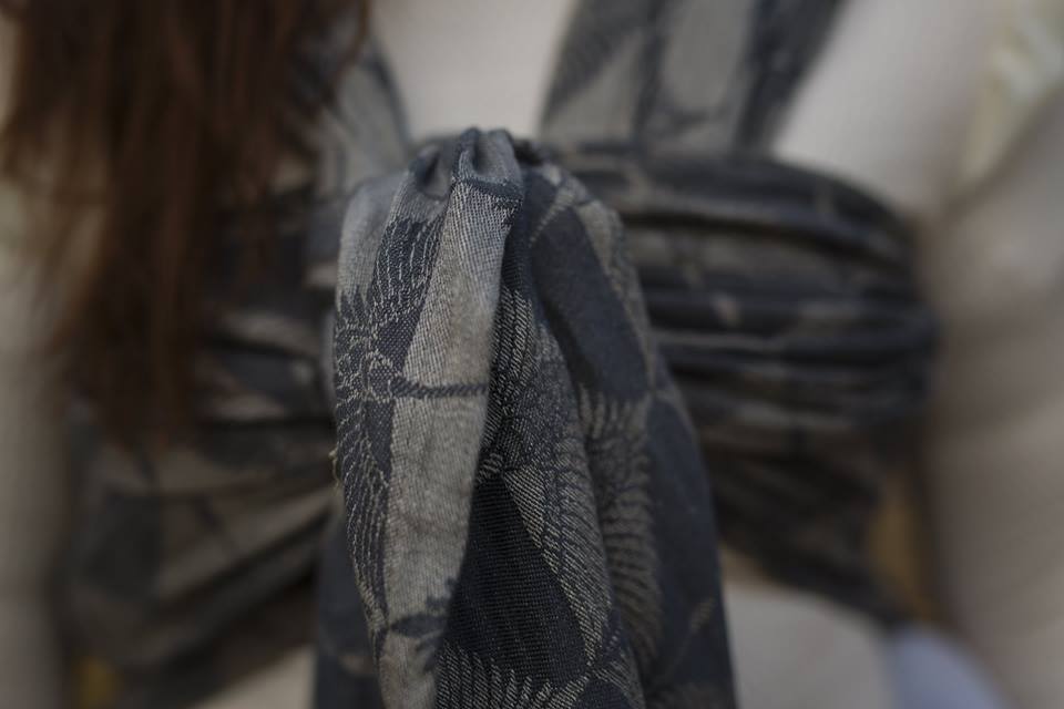 Ehawee Slings Cranes Marble Wrap (linen) Image