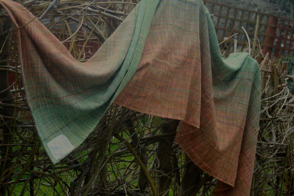 Little Fellows plain weave Down to Earth Wrap (merino, silk) Image