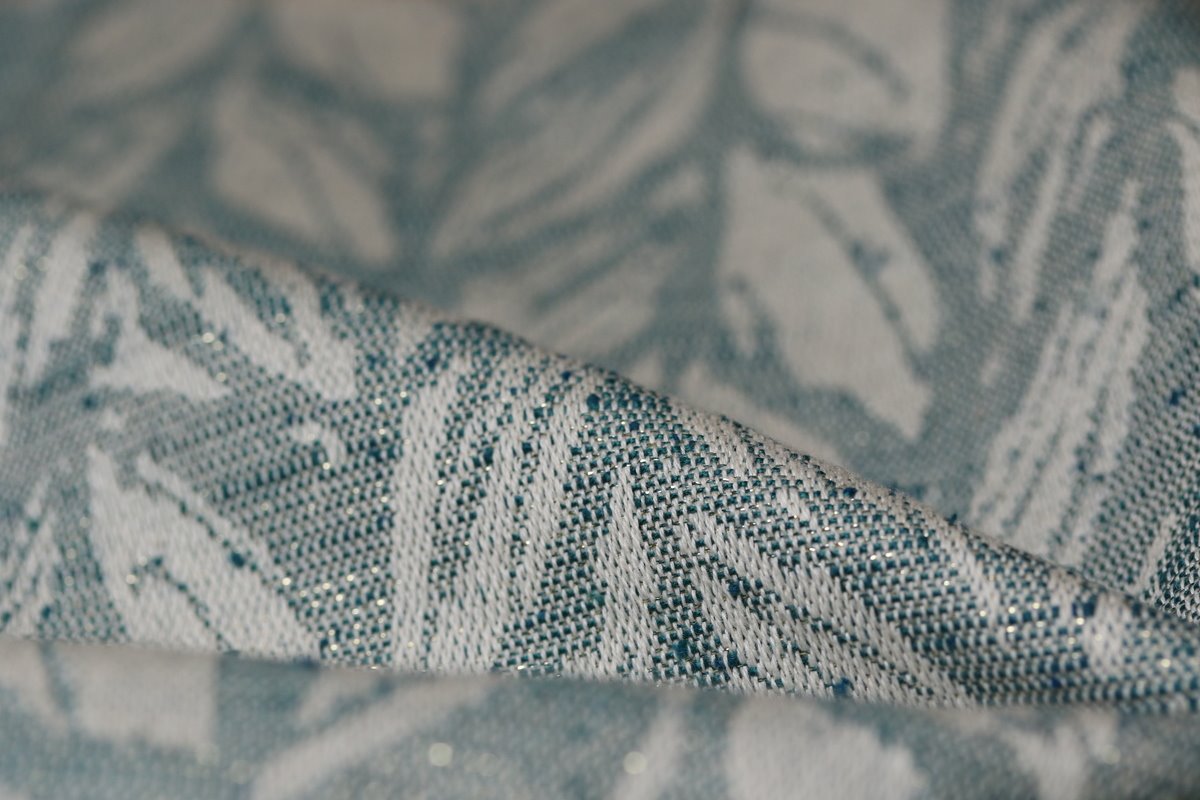 Neisna Flingor Märliwald (schappe silk, lurex) Image