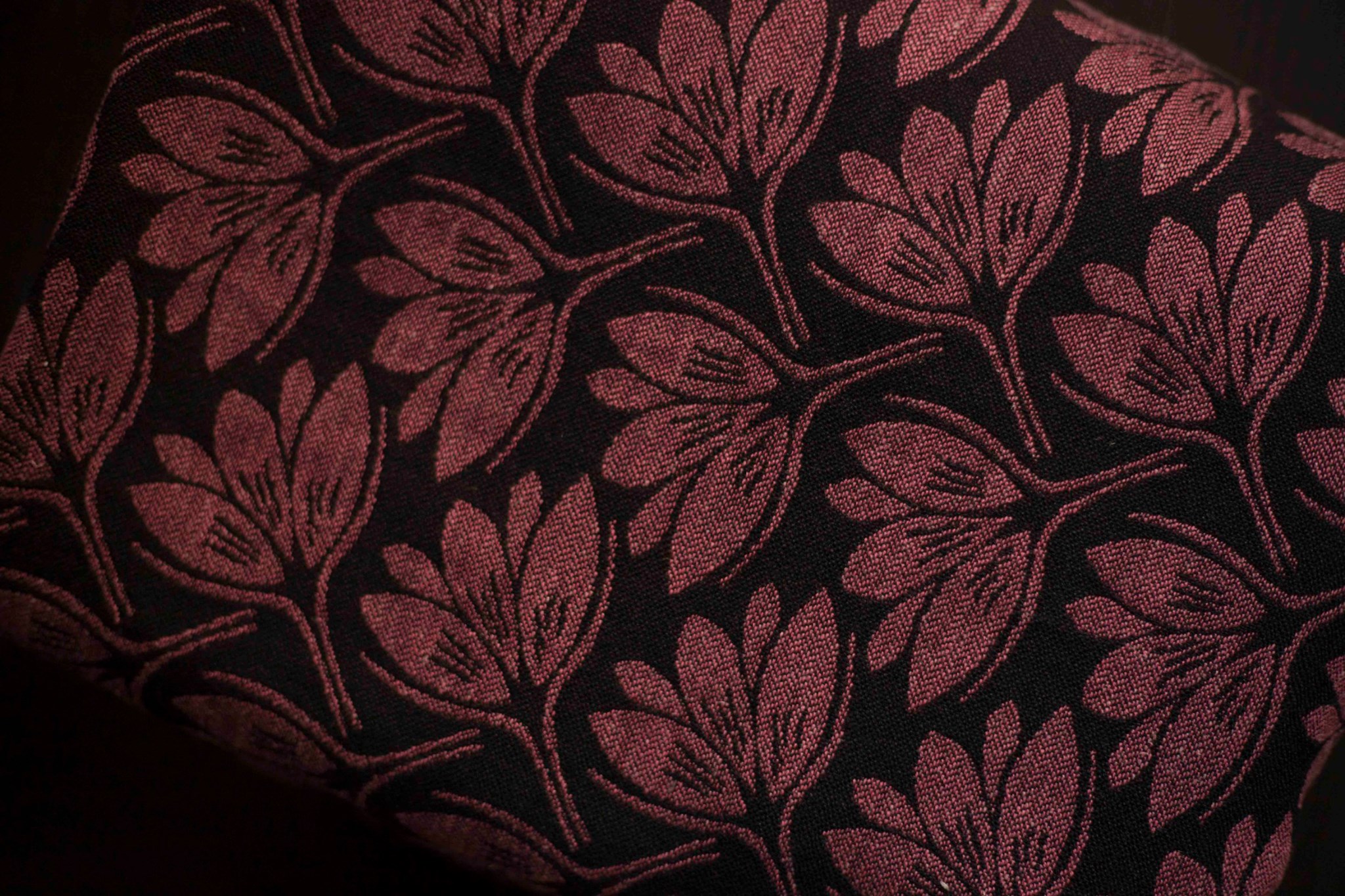 Loktu She Rhododendrons Habíbi Wrap (merino, silk, linen) Image