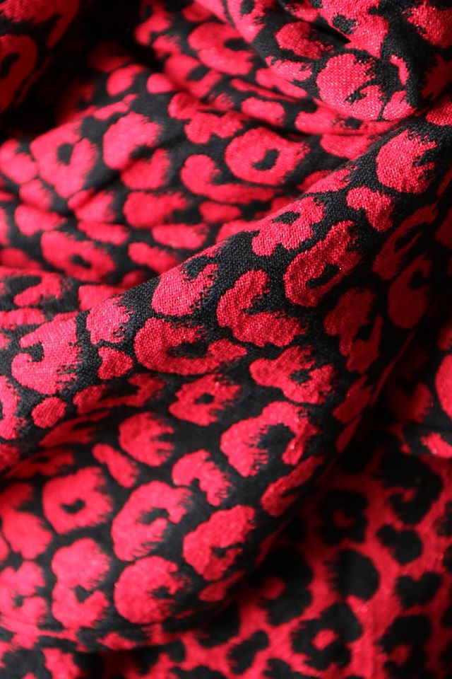 Yaro Slings Pussycat Ultra Black Red Tencel Glam Wrap (tencel, glitter) Image