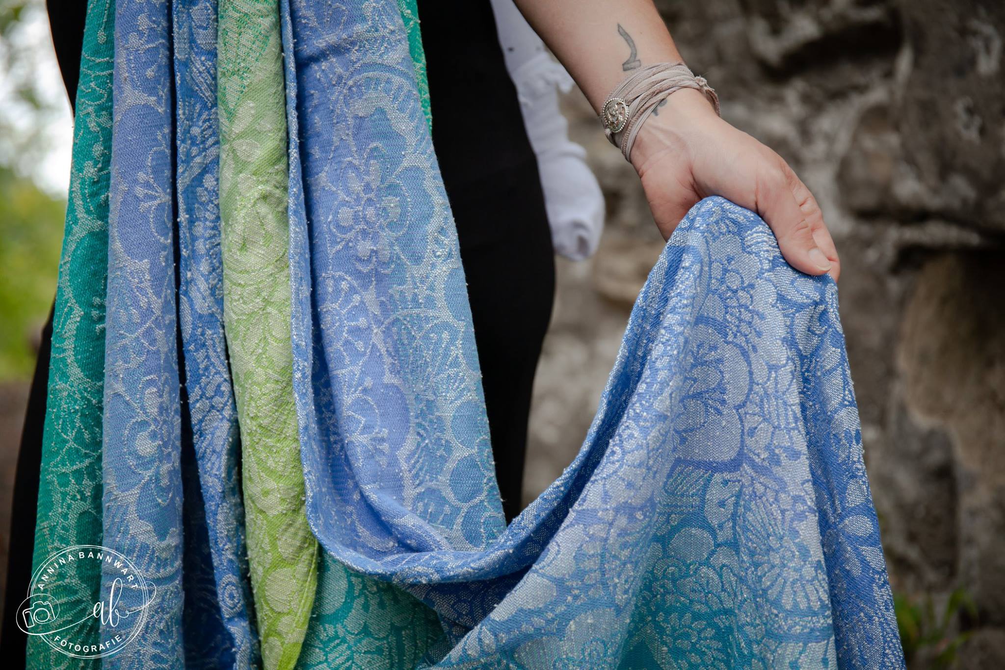 Neisna Blom Mandala Wrap (schappe silk) Image
