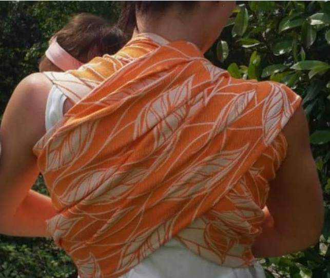 Solnce Laurel Orange Wrap (linen) Image