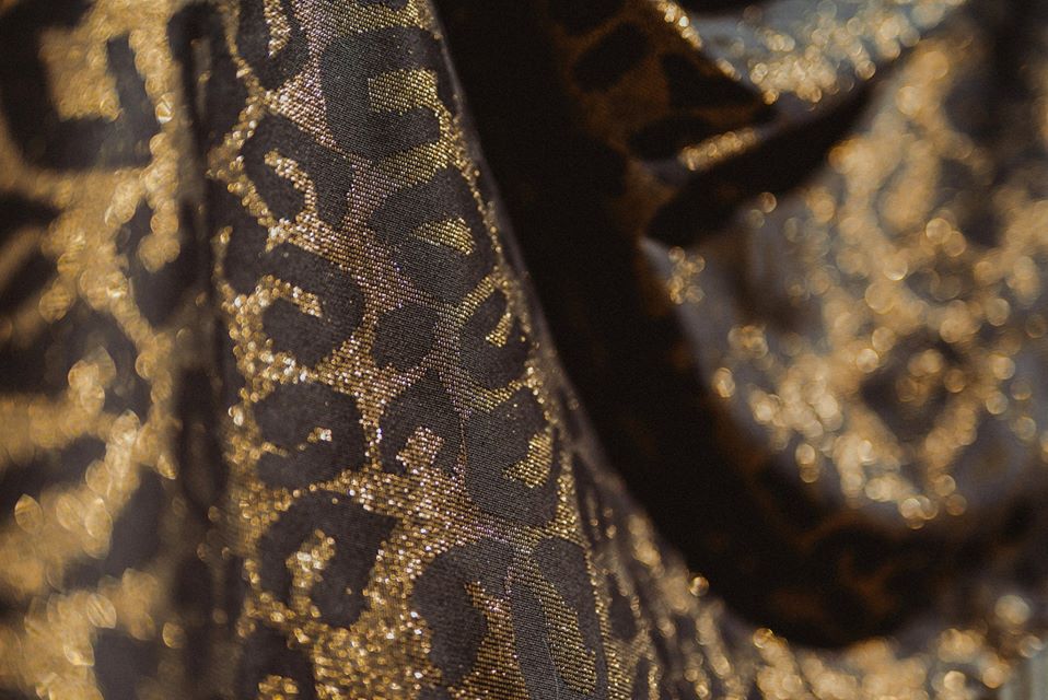 ROAR Welcome to the Jungle – Golden Rays Wrap (viscose) Image