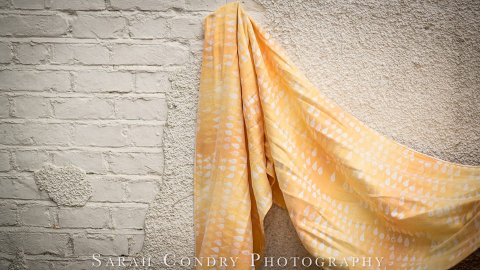 Woven Wings Droplets Here Comes the Sun Wrap (linen, merino, silk) Image
