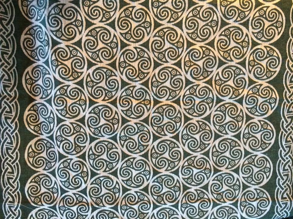 Danu Slings Newgrange St. Patrick Wrap (linen) Image