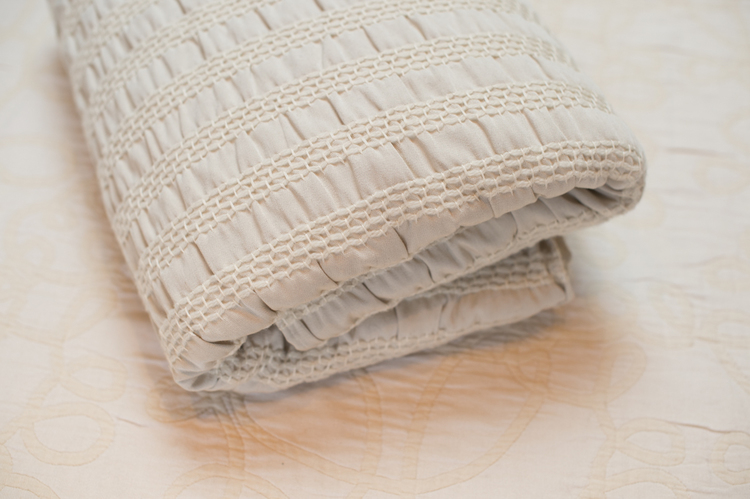 Pavo Guild Miel Wool Wrap (wool) Image