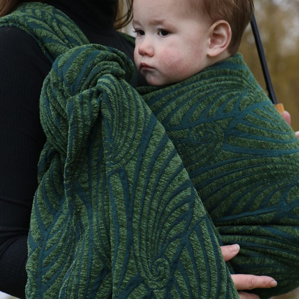 Yaro Slings Dandy Puffy Dark Green Wool Chenille Tencel Wrap (tencel) Image
