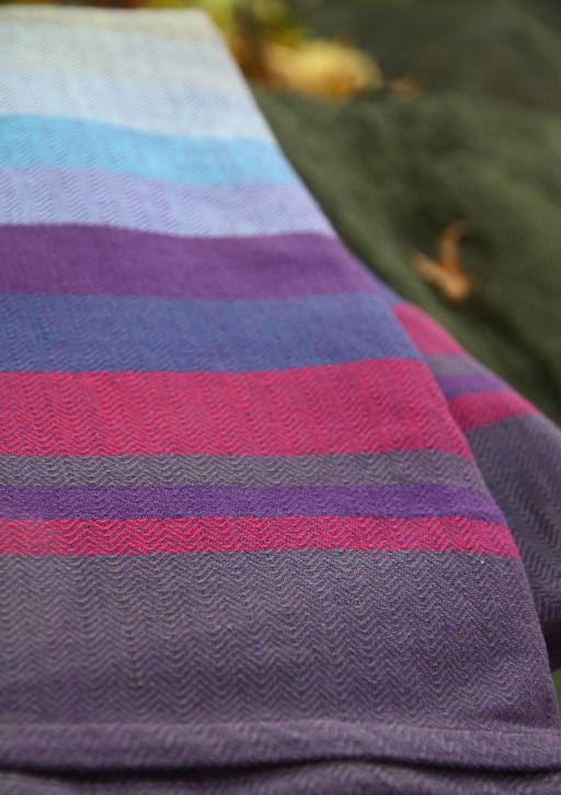 Tragetuch Girasol Herringbone Weave Sadie's Rainbow purple  Image