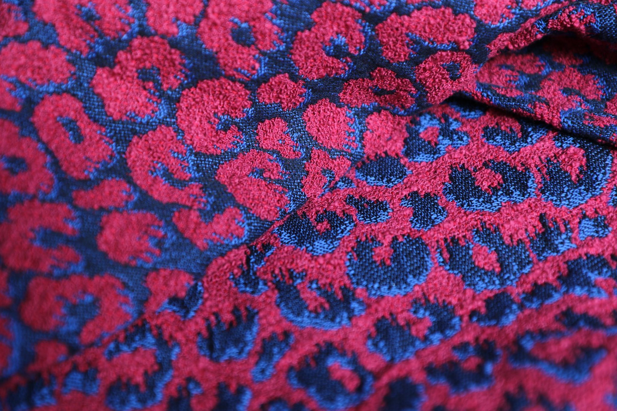 Tragetuch Yaro Slings Pussycat Puffy Red Black Blue Boucle (polyamide) Image