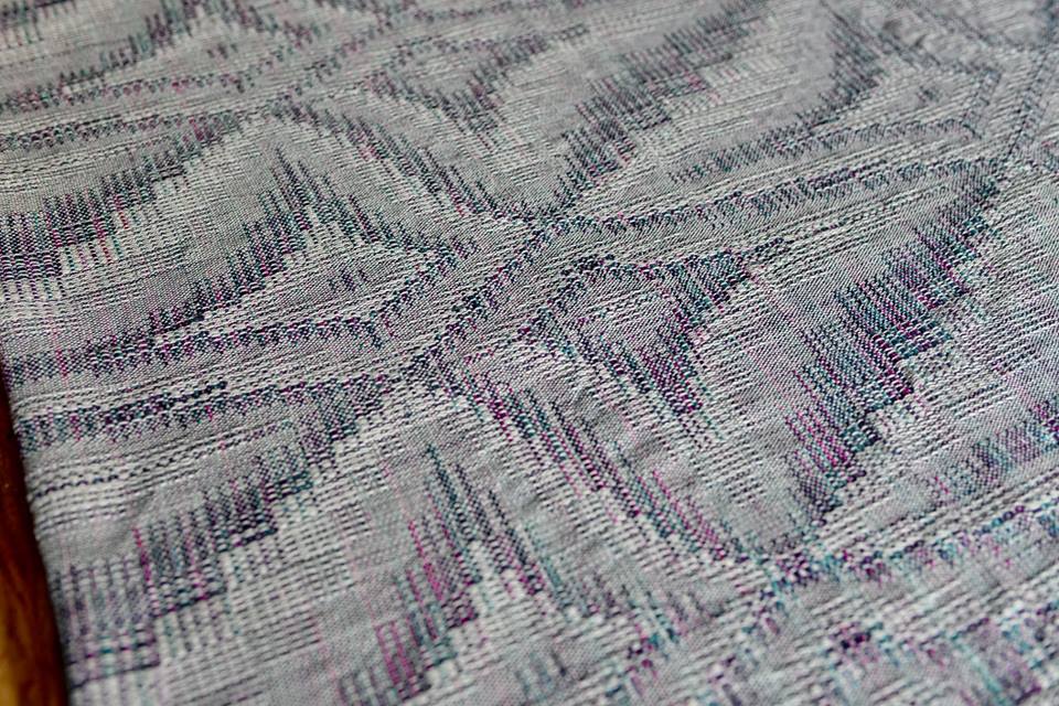 Tragetuch Little Fellows complex starburst crackle weave Yvaine (merino, tencel) Image