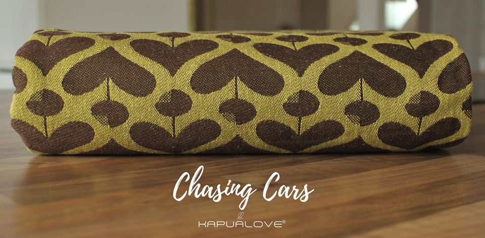 KAPUALOVE MUTTERLIEBE® – Chasing Cars Wrap (linen) Image
