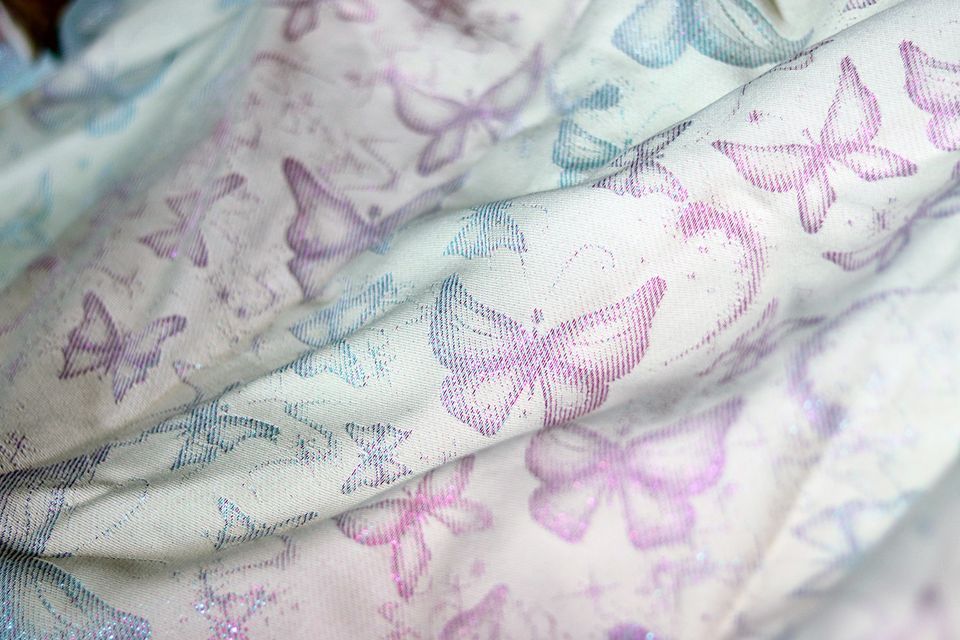 Lolly Wovens BUTTERFLY BABY BLINK Wrap (viscose) Image