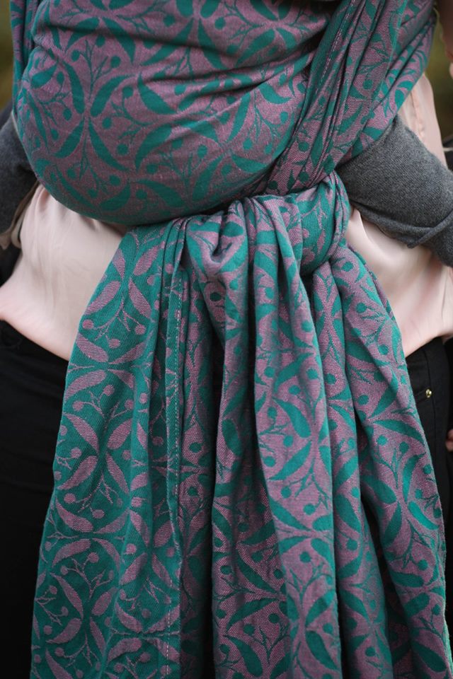 Yaro Slings Retro Berry Dark-Green Rose Wrap (linen) Image