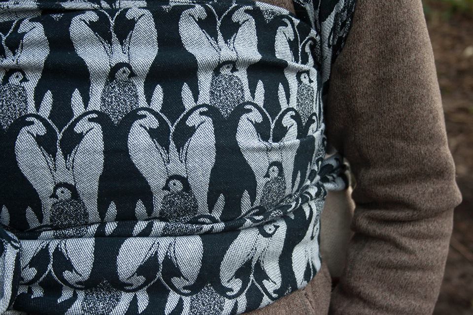 Baie Slings Penguins Penguin Folk Wrap (hemp) Image