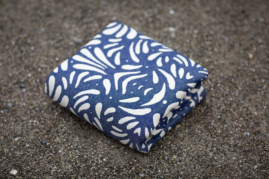 Lovaloom Petalissimo Neverland Wrap (cashmere, merino, polyamide) Image