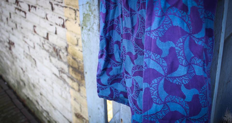 Yaro Slings Triskele Blue Violet Linen (лен) Image