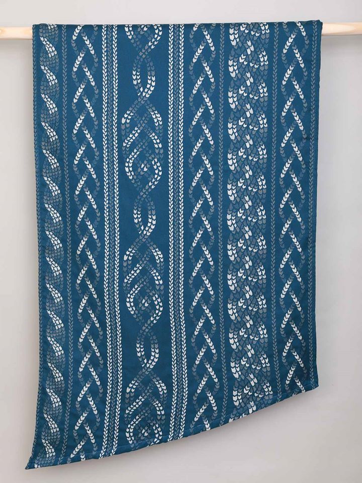 Oscha Aran Knit  Wrap (wool) Image