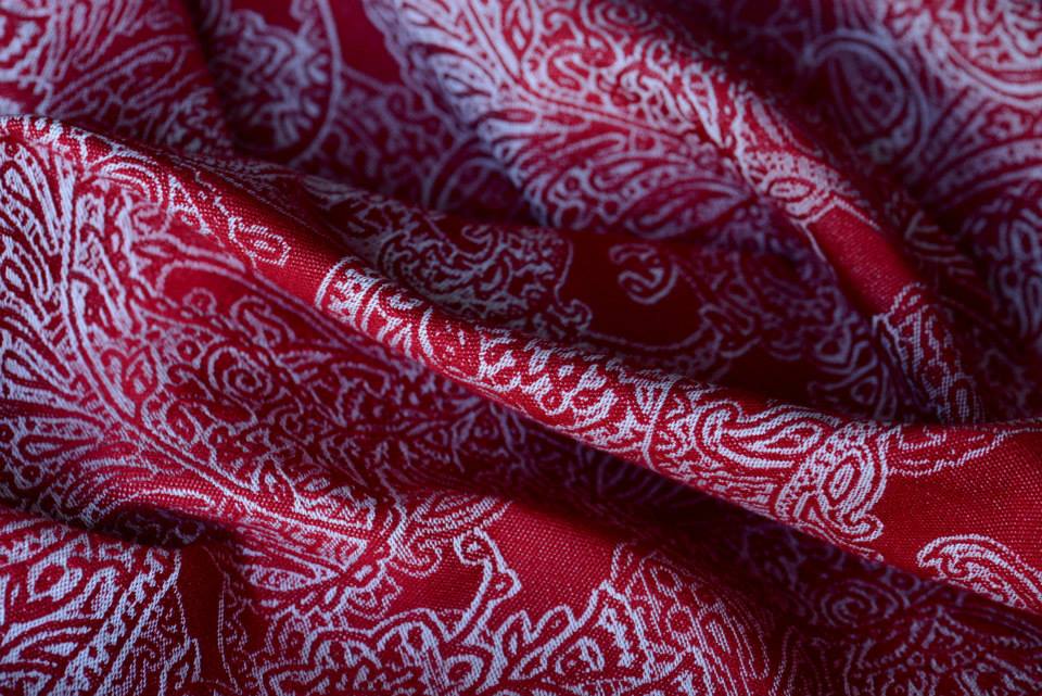 Artipoppe Paisley Persian Red Wrap (merino) Image