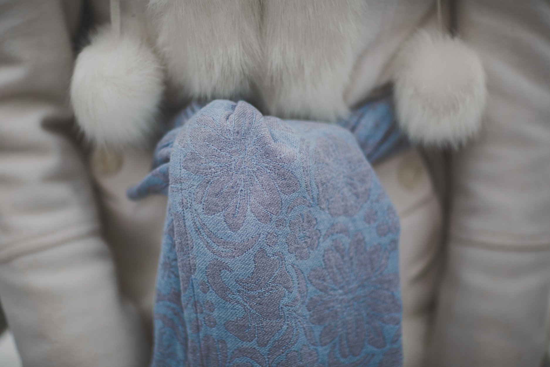 Miloves Slings Hope Snow Dusk Wrap (wool) Image