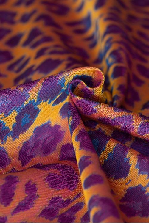 Artipoppe Leopard Lion Wrap (mulberry silk) Image