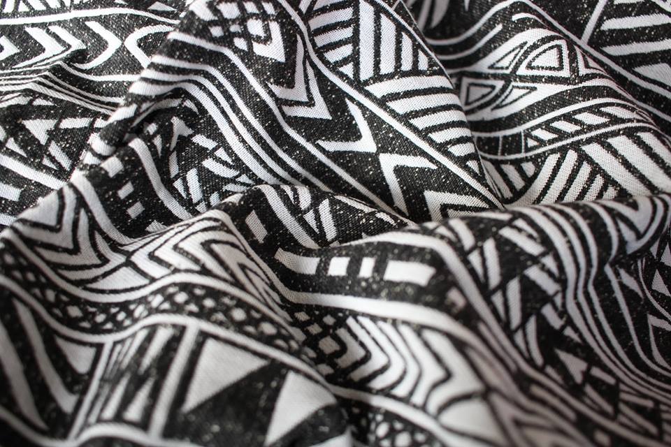 Yaro Slings Hipster Contra Black White Wool Bourette Wrap (bourette silk, wool) Image