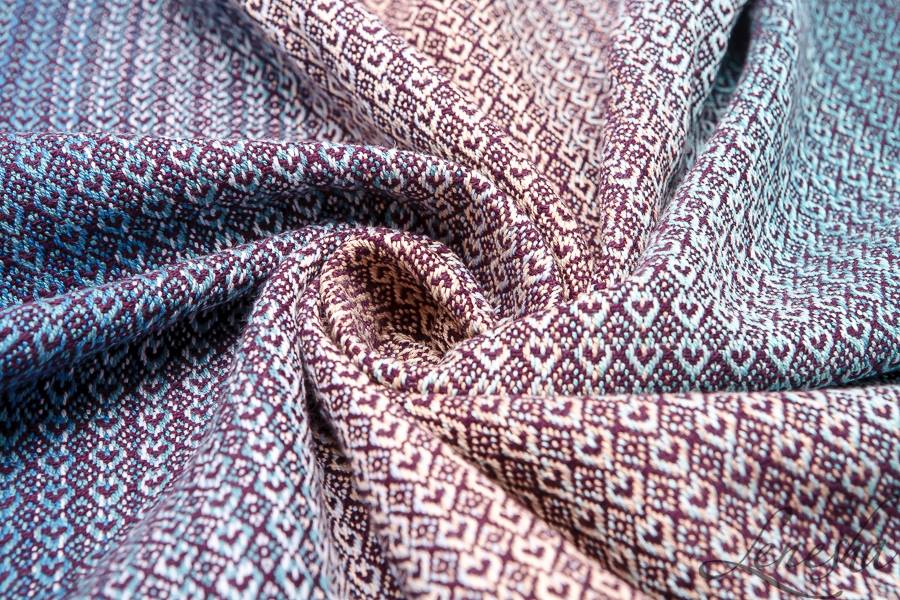 Lenesha Hearts Toscana deep purple Wrap (linen) Image