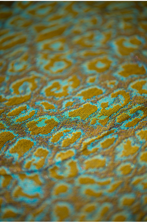 Artipoppe LEOPARD DESIRE Wrap (mulberry silk, lurex) Image