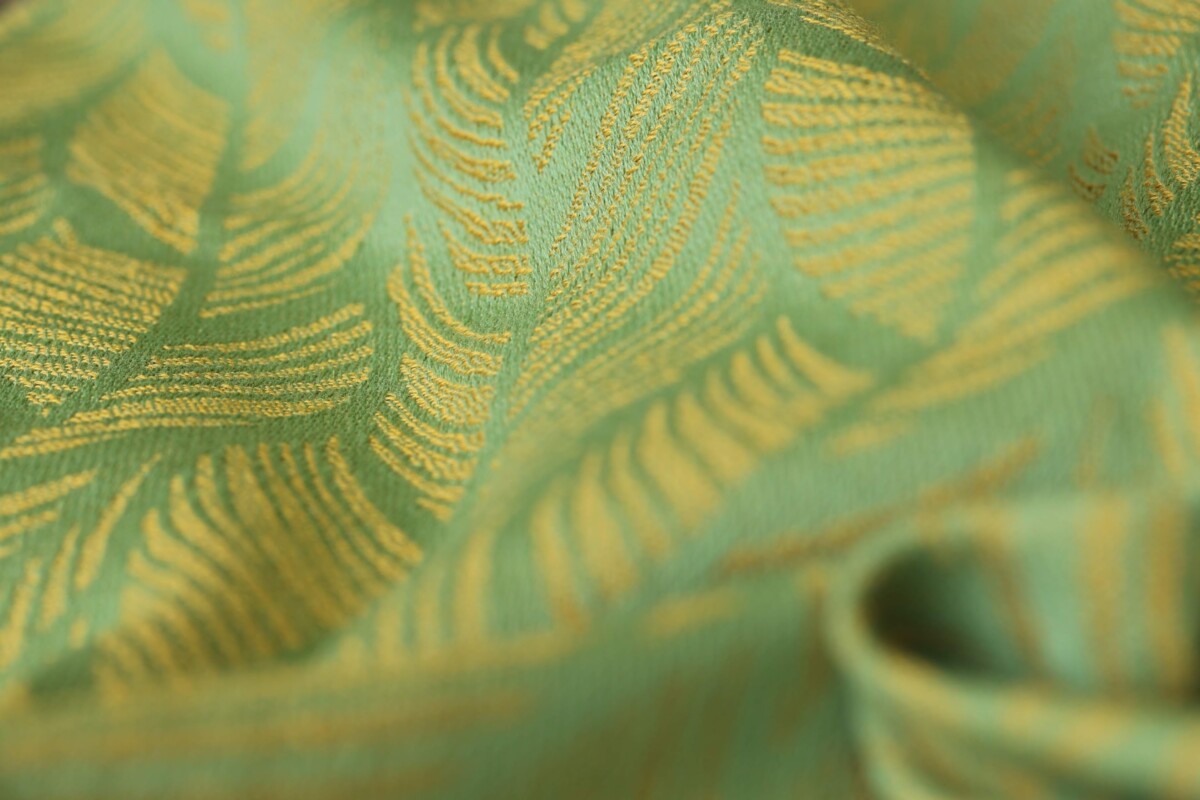 Neisna Veer Inca Gold Wrap (silk, linen) Image