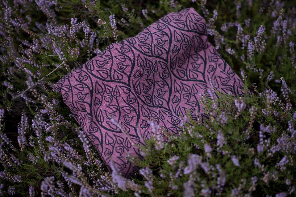 Loktu She Bird Garden Lava Wrap (merino, silk, linen) Image