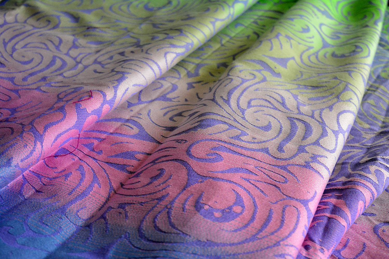 Luluna Slings Sisi Violet Spring Wrap  Image