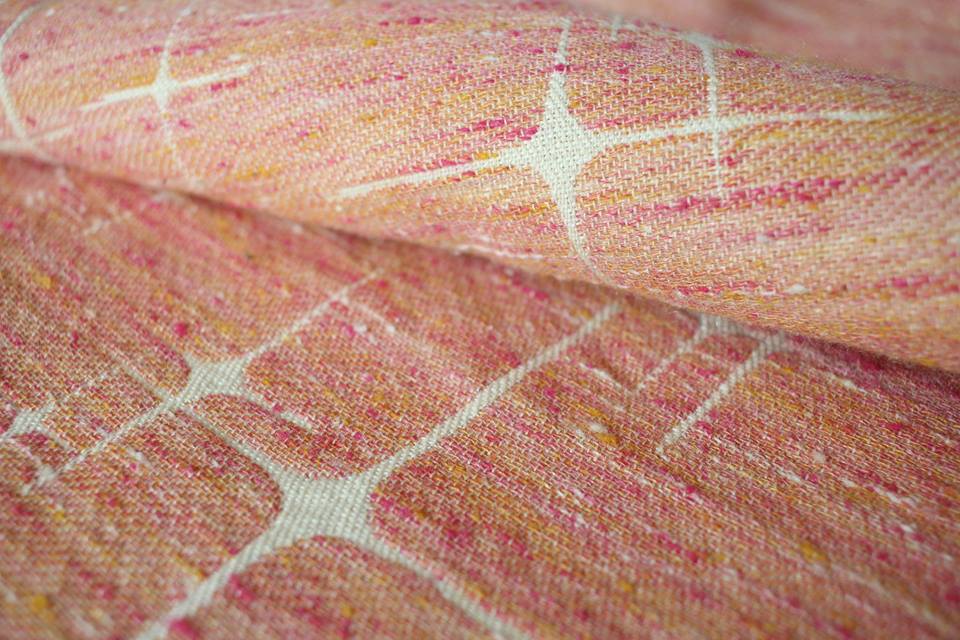 Solnce Starlight Ginger Wrap (tussah, peppermint viscose, pearls, milk) Image