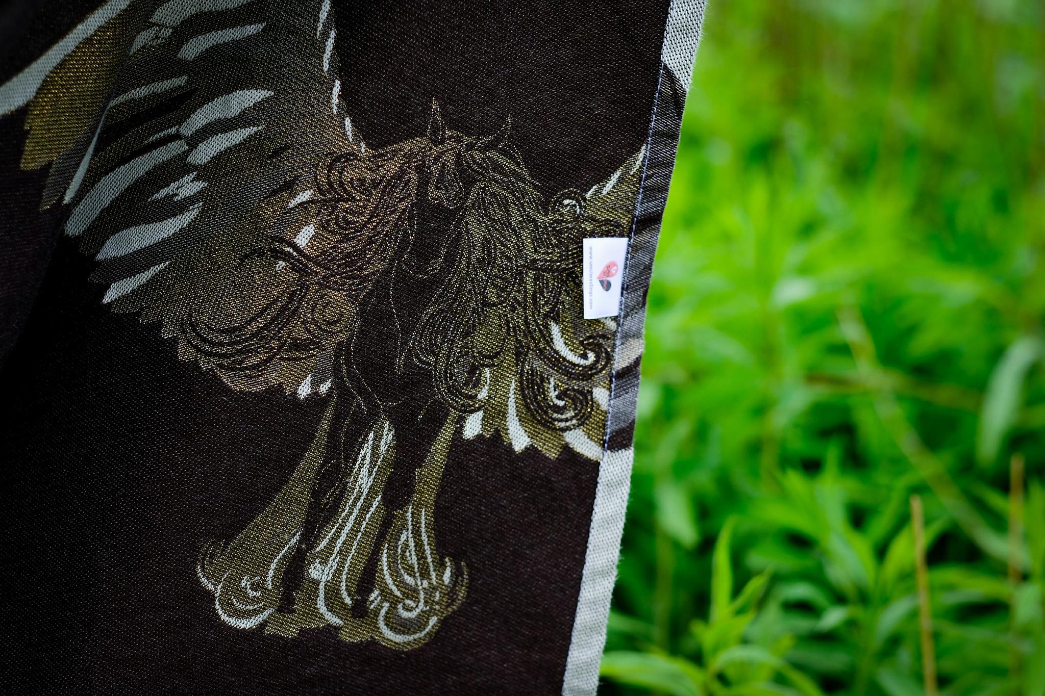 Sensimo Slings Pegasus Fulfilled Dreams Wrap (lurex) Image