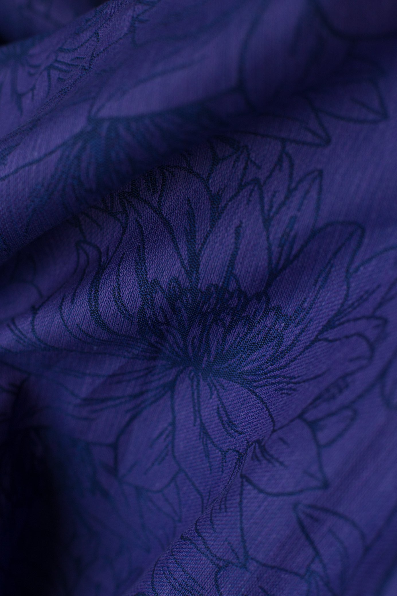 Flora wrap par Dahlia wrap Blossom landscape Wrap (linen) Image