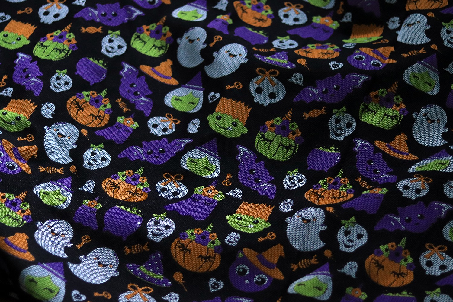 Lolly Wovens SPOOKY COOKIE  Wrap  Image