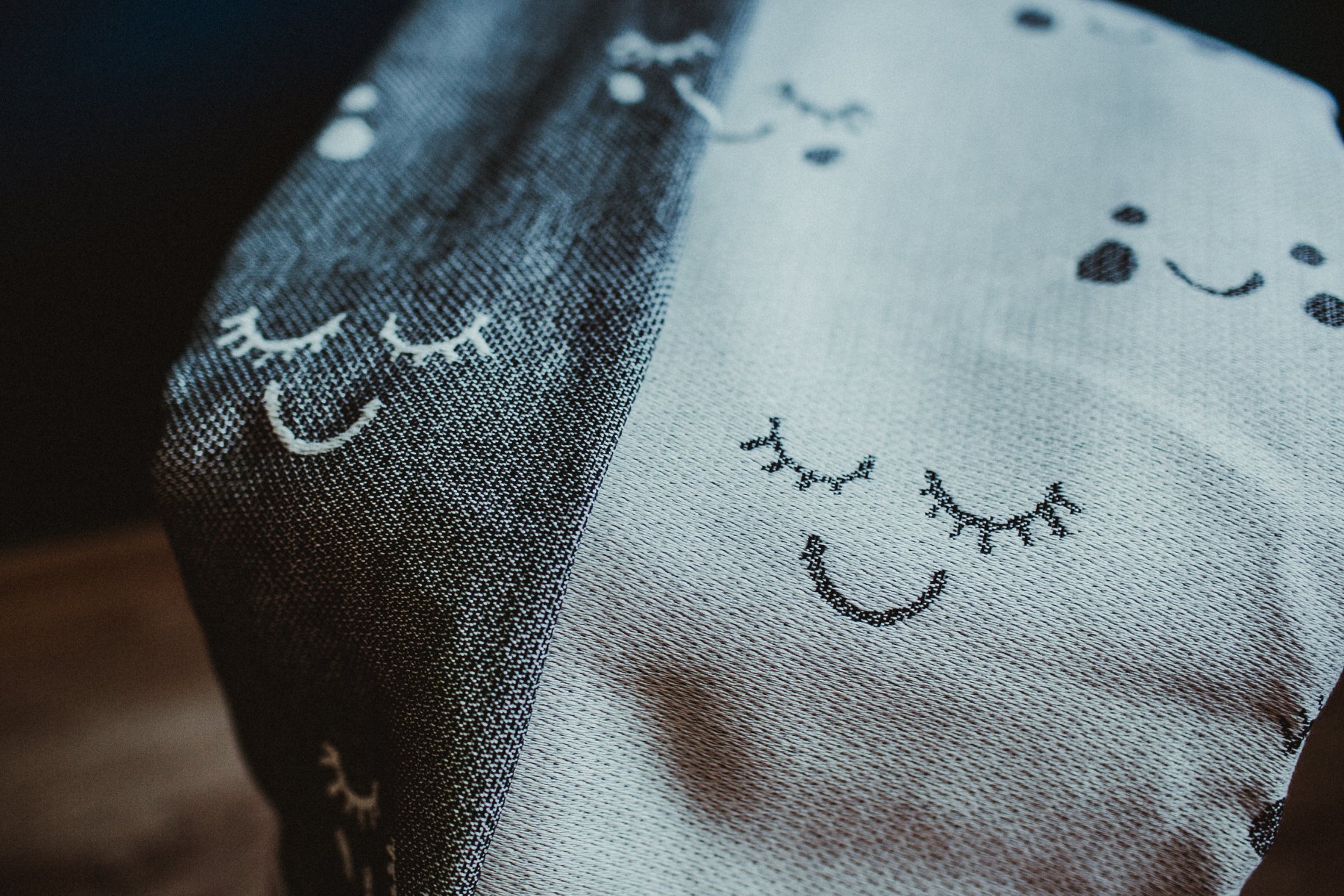 Tragetuch ROAR SMILE, PLEASE Sleepy Dust (Wolle) Image