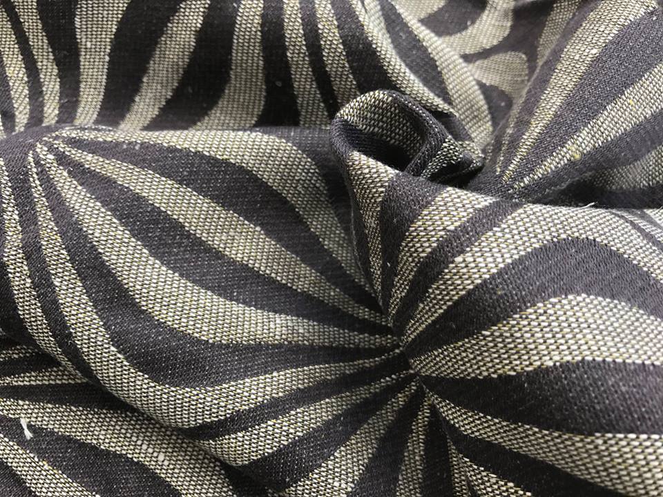 KAPUALOVE TWISTER Unique-SilkLinen Wrap (silk, linen) Image