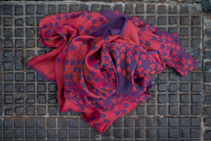 Kenhuru Sling SHEVRON GUESS WHAT Wrap (linen) Image